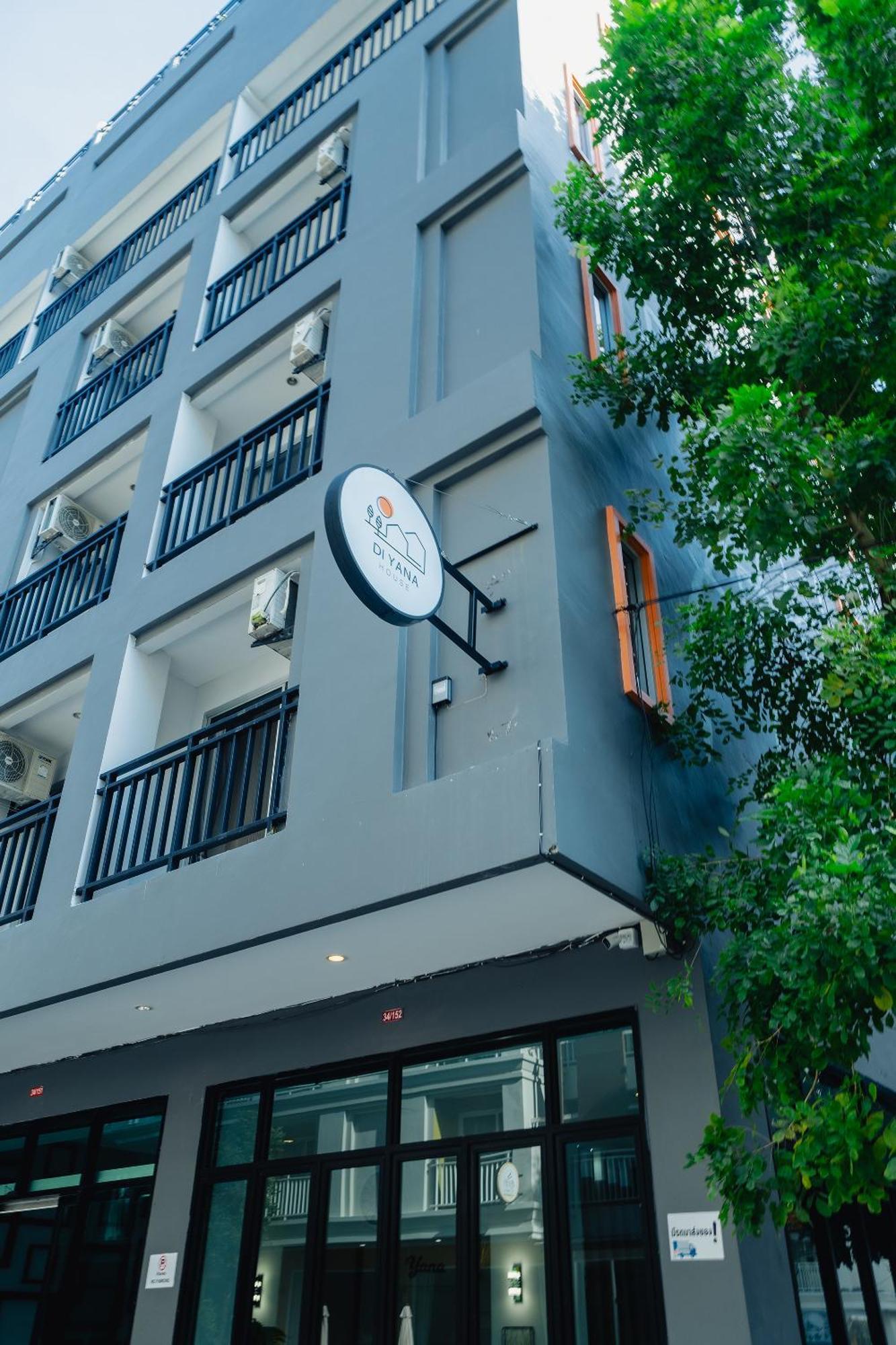 Di Yana Patong Hotel Exterior foto